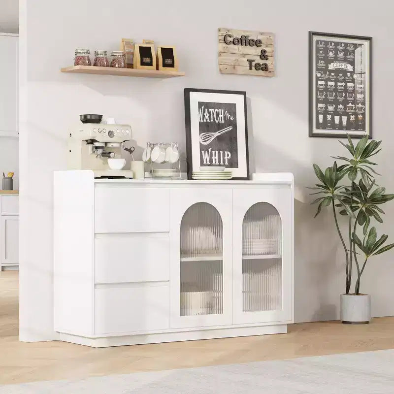 Buffet de 122 cm avec portes vitrées, 3 lumières LED et 3 tiroirs – Desserte moderne blanche