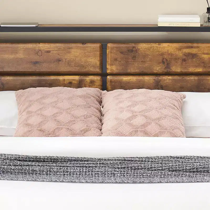 Cadre de lit double en métal 14'' avec tête de lit en bois et rangement sous le lit – Sommier tapissier non requis