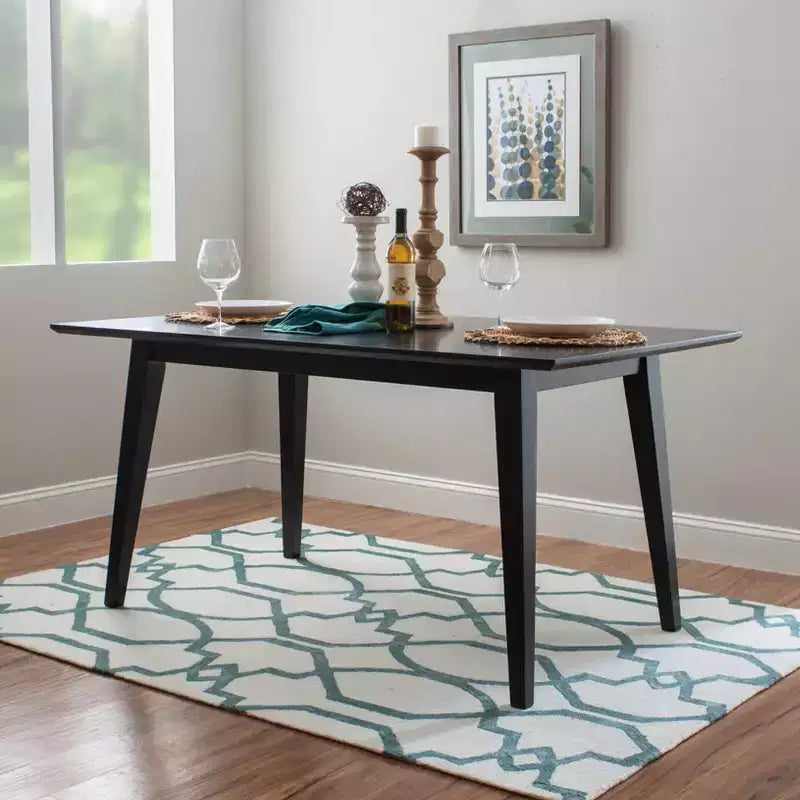 Table à manger Clara – Finition noire moderne pour cuisine et salle à manger